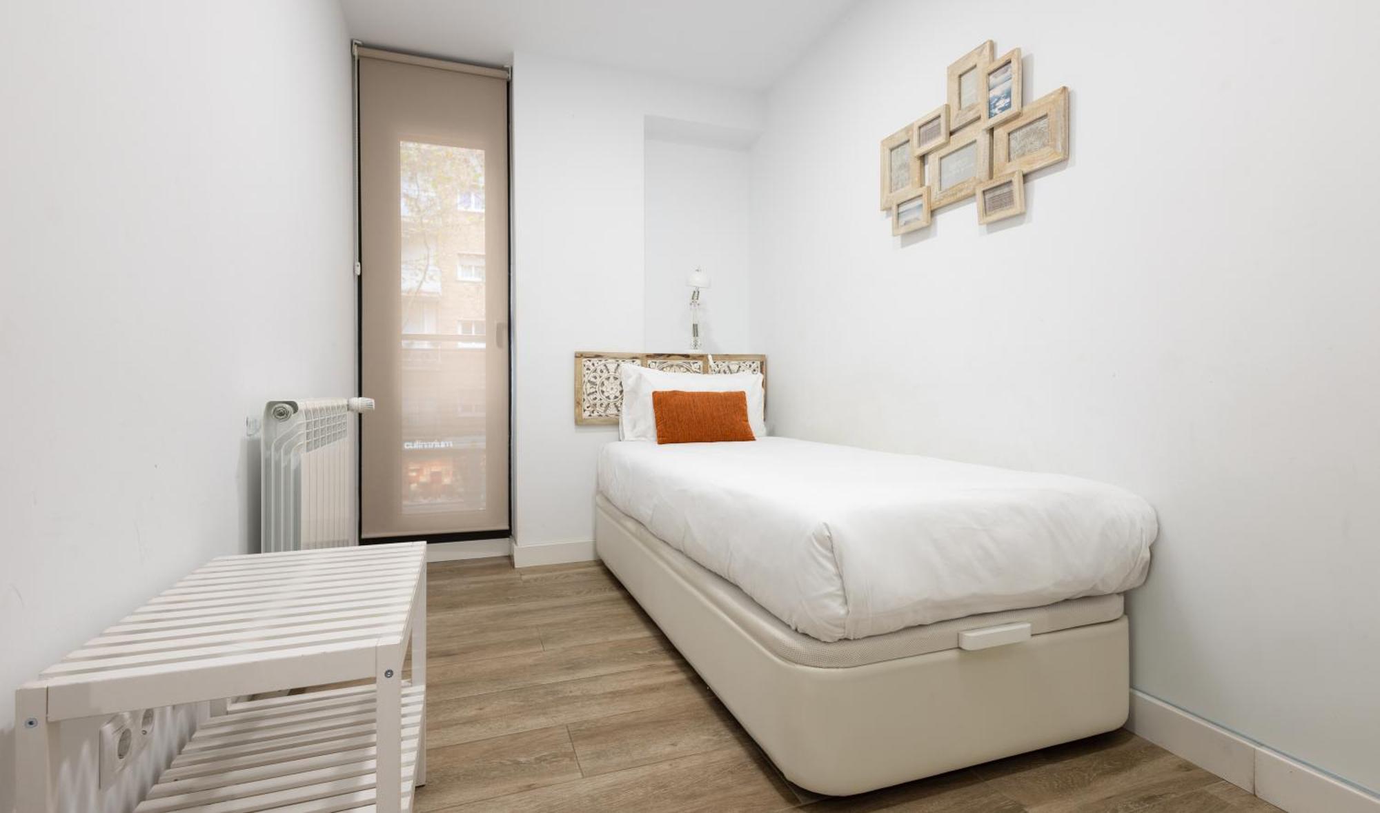 Stay U-Nique Apartments Fabra I Puig Barcelona Bagian luar foto