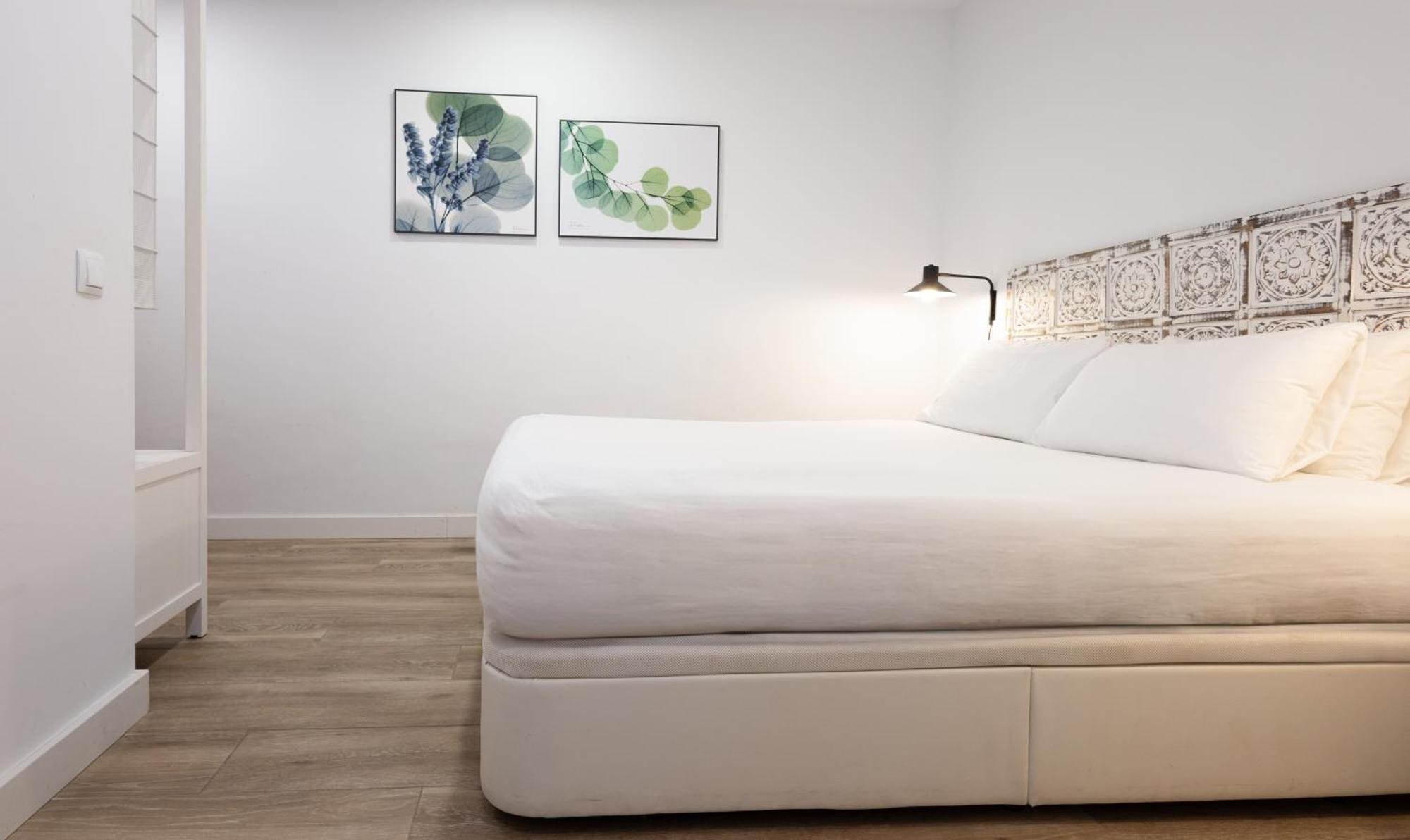 Stay U-Nique Apartments Fabra I Puig Barcelona Bagian luar foto