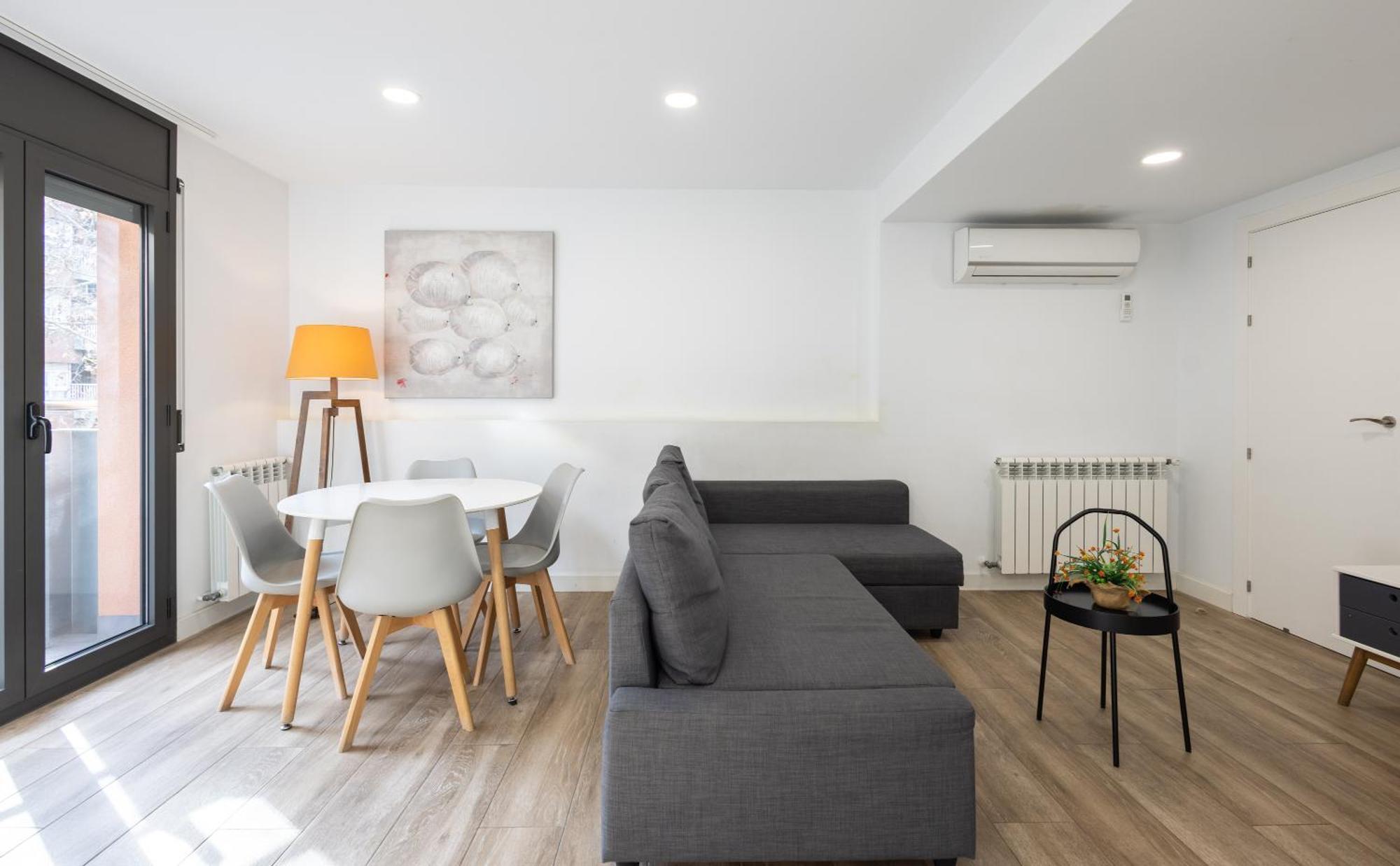 Stay U-Nique Apartments Fabra I Puig Barcelona Bagian luar foto